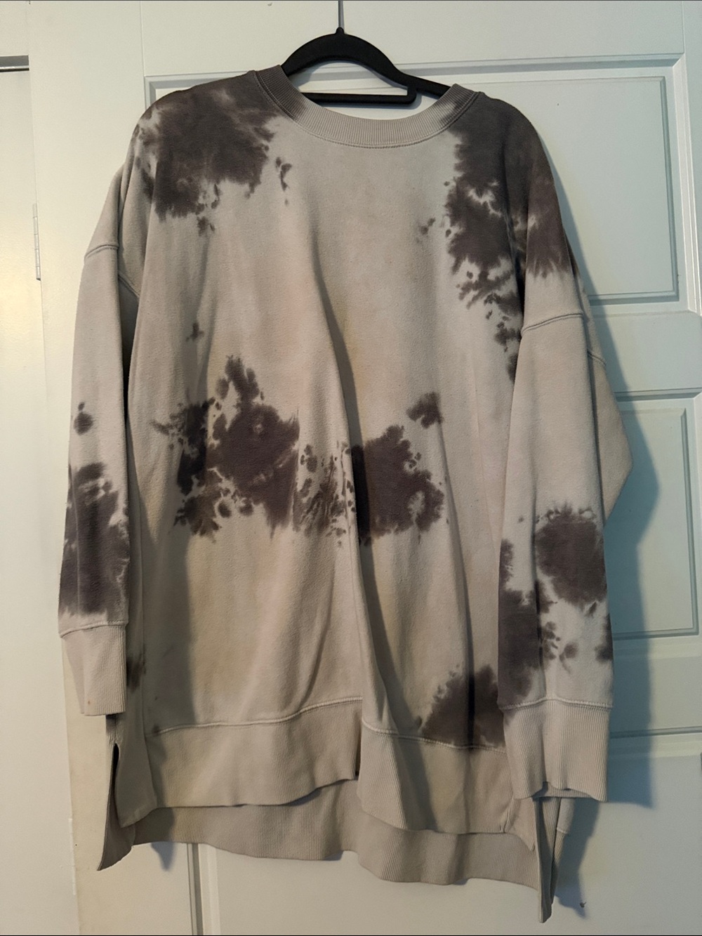 Men's Oversized Tie-Dye Crewneck Sweater - Gray
